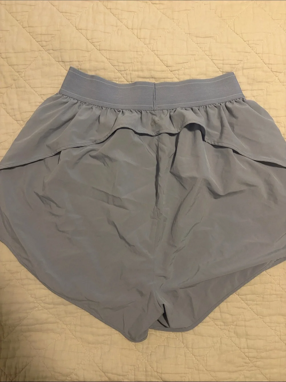 ALO Yoga “Winter Frost” Light Gray/Blue Women's Athletic Shorts